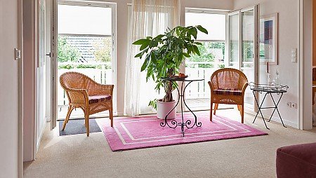 Akustikpaneele machen das Wohnzimmer gem�tlicher