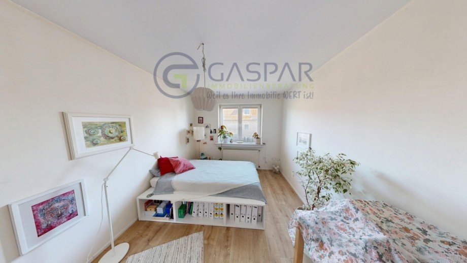 OG Zimmer I Zweifamilienhaus D�ren
