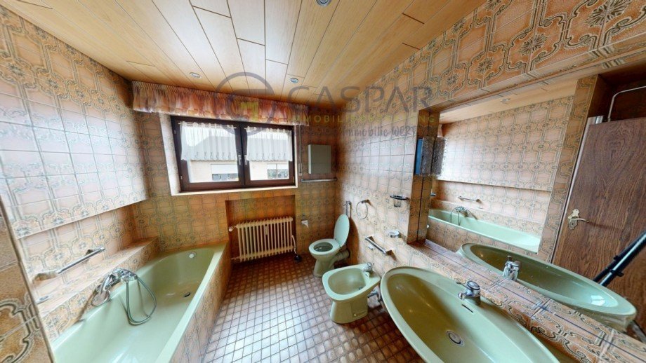 Bad EG Zweifamilienhaus Kreuzau
