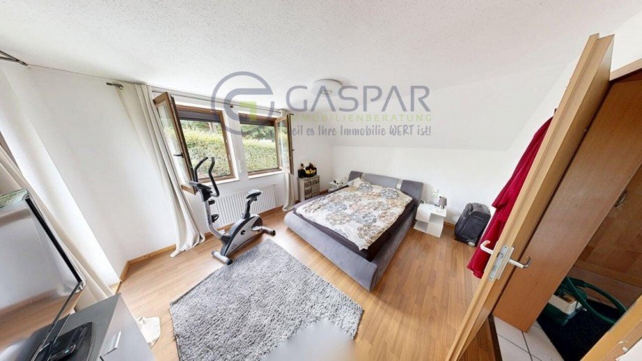 Elternschlafzimmer Einfamilienhaus Heimbach / Hasenfeld