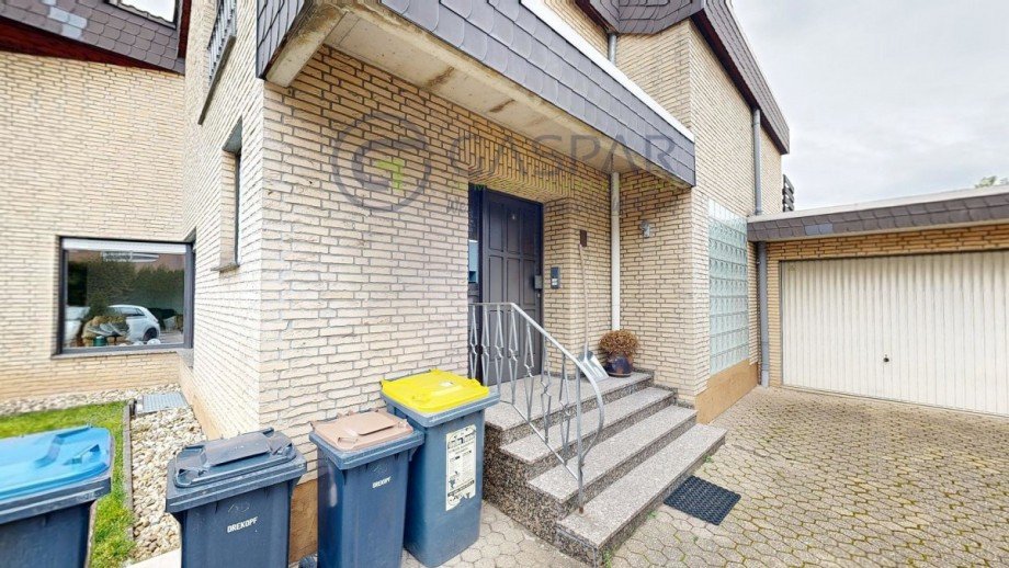 Au�enansicht Eingangsbereich Zweifamilienhaus Kreuzau