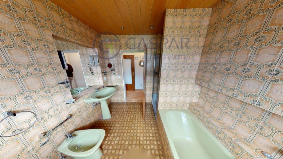 Bad EG Zweifamilienhaus Kreuzau