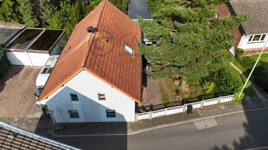 Stra�enansicht Einfamilienhaus H�rtgenwald