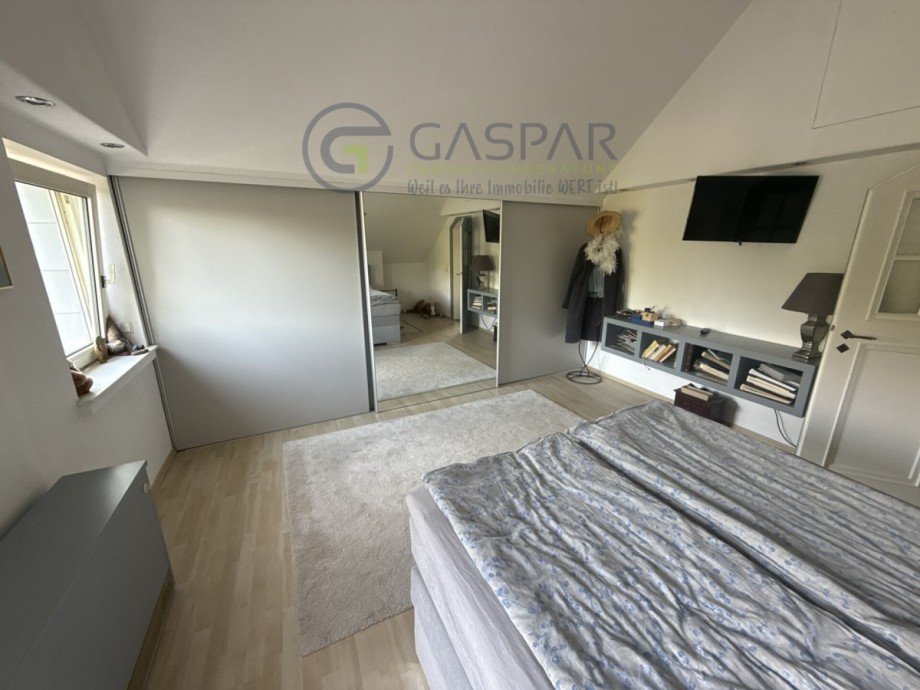 Elternschlafzimmer Einfamilienhaus H�rtgenwald
