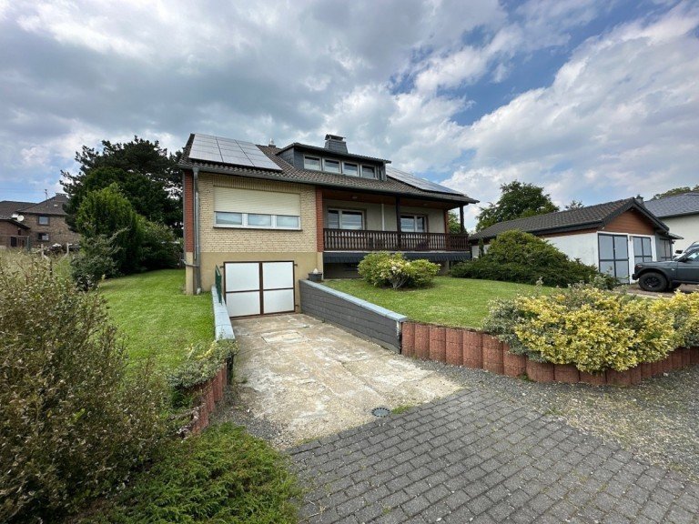 DJI_20240607_153802_398 H�rtgenwald Einfamilienhaus In diesem freistehenden Einfamilienhaus sind Sie f�r die Zukunft gewappnet #Provisionsfrei#