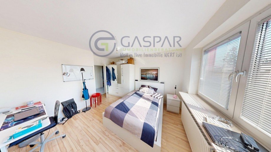 OG Schlafzimmer II Zweifamilienhaus D�ren