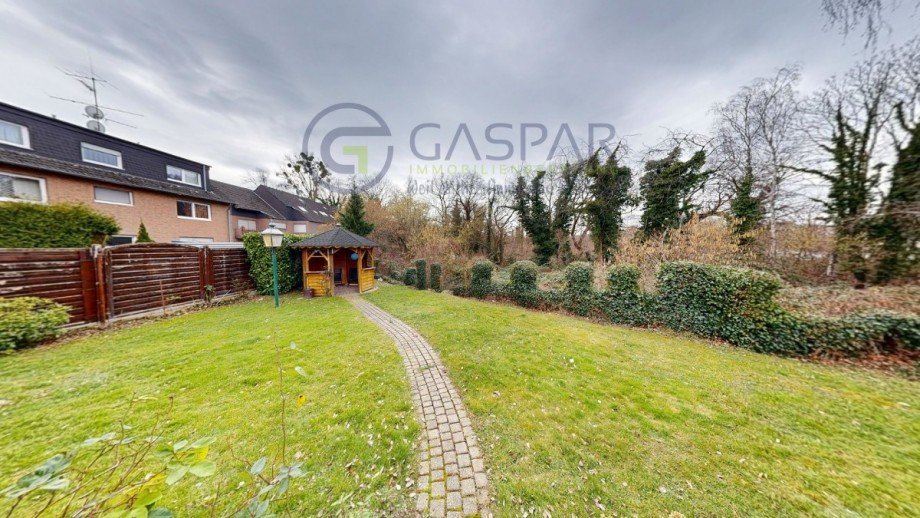 Garten Zweifamilienhaus Kreuzau