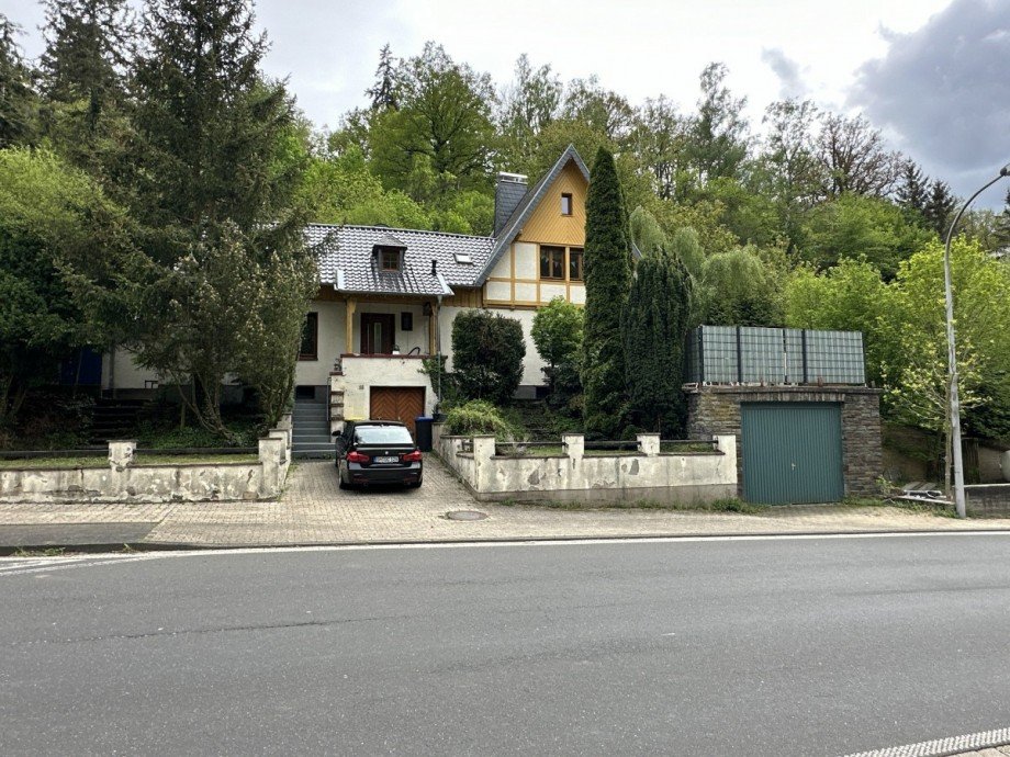 DJI_20240503_154242_767 Einfamilienhaus Heimbach