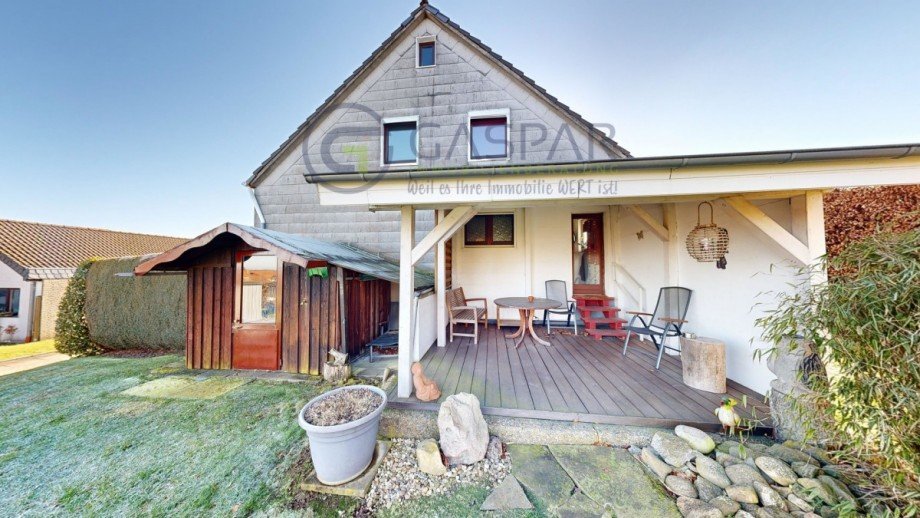 Au�enansicht mit Terrasse Einfamilienhaus Nideggen / Schmidt