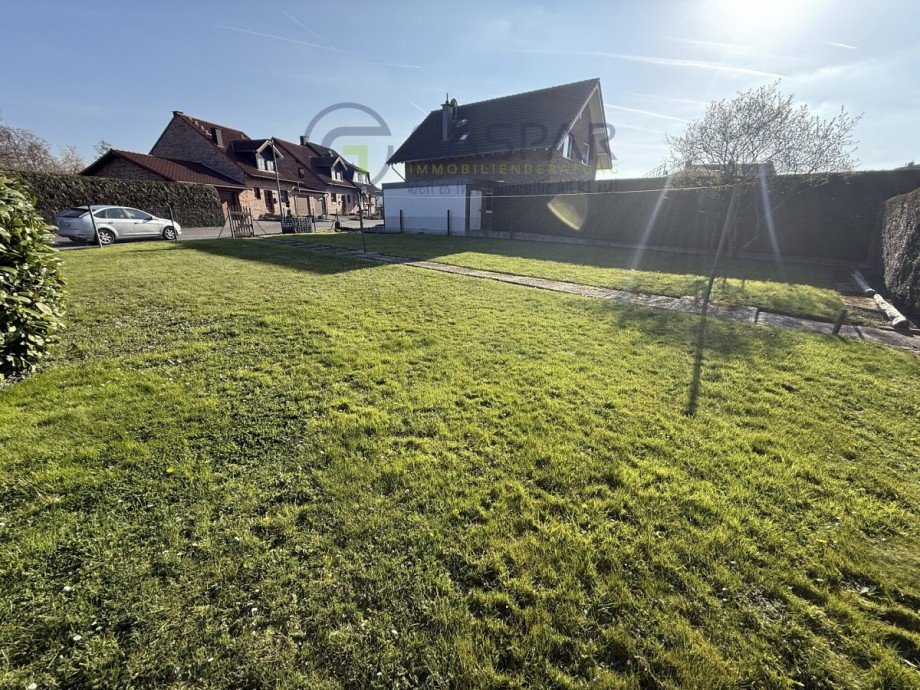 Sicht zur Stra�e Wohngrundst�ck Langerwehe / Schlich