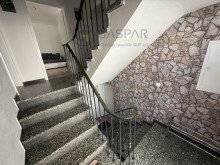 Treppenhaus In diesem Mietshaus in Heimbach l�sst es sich gut LEBEN
