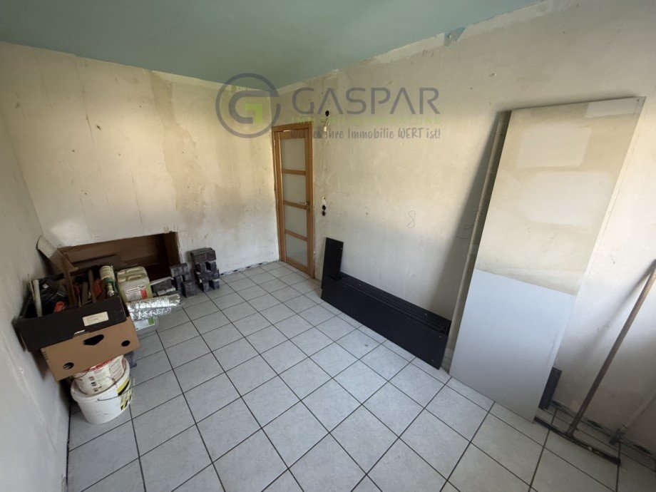 OG Zimmer III Reihenendhaus D�ren