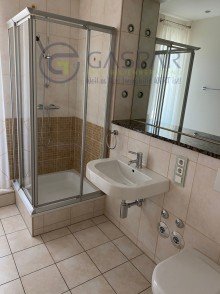 Bad mit Dusche Exklusives Leben in einer Penthouse Wohnung in D�ren