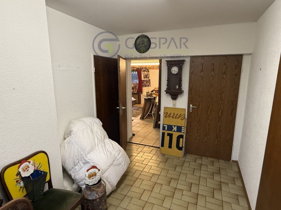 Flur Keller Zweifamilienhaus Kreuzau