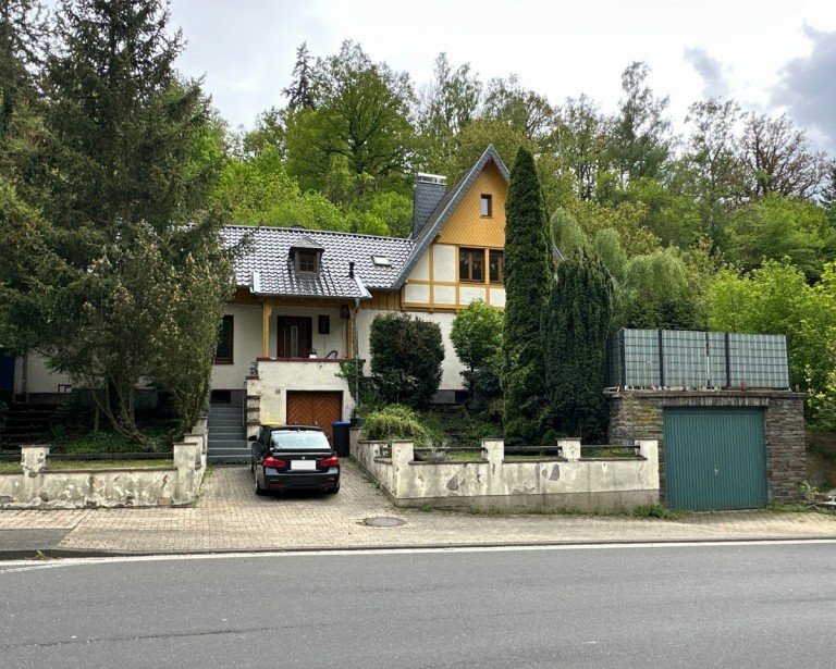 Fassade Heimbach Einfamilienhaus Genug Platz im gr�nen f�r Familie und Freizeit