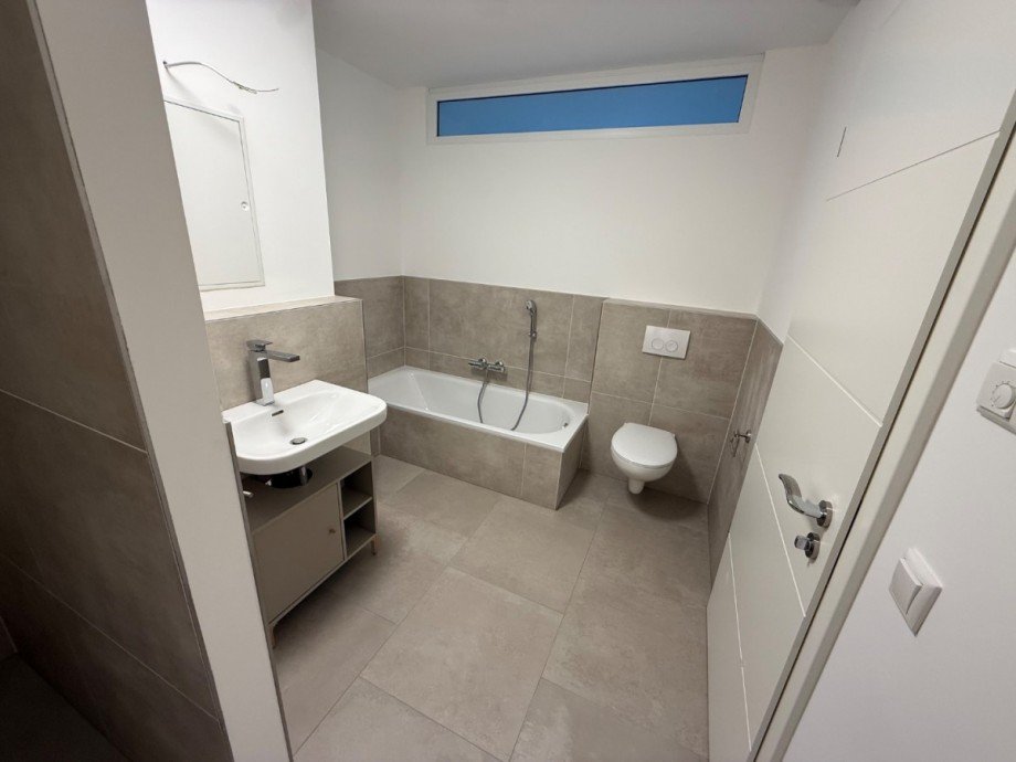 Badezimmer 1. OG Reihenhaus D�ren