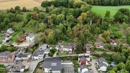 Hauptbild Provisionsfreies Sanierungsobjekt am Waldrand - viel Raum f�r neue Ideen in Kreuzau-Winden