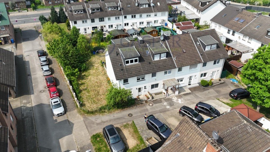 Drohne III Reihenendhaus D�ren