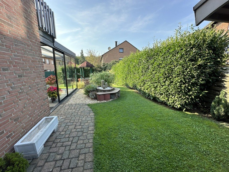 DJI_20240905_170232_686 Doppelhaush�lfte Niederzier