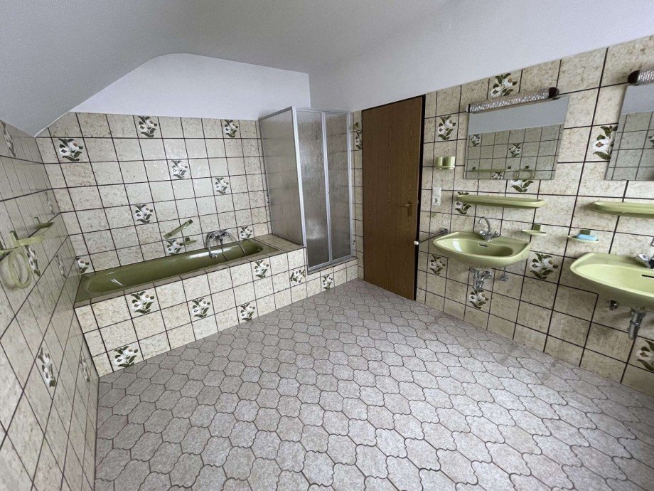 2c40fb28-e0a8-4008-88b2-8a6f96bd255a-1591314175 Einfamilienhaus H�rtgenwald