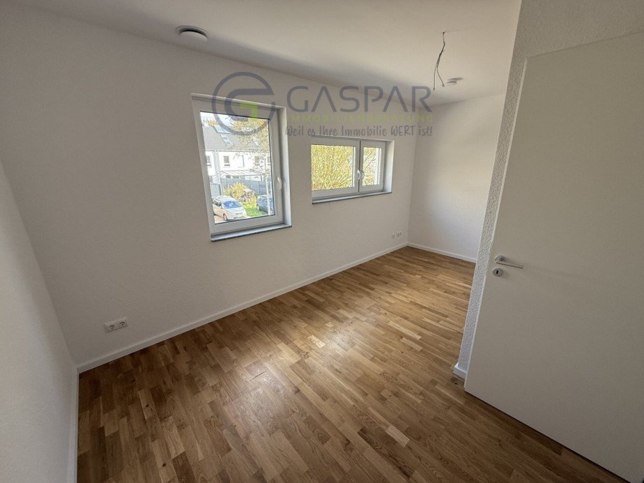 OG B�ro Reihenmittelhaus D�ren