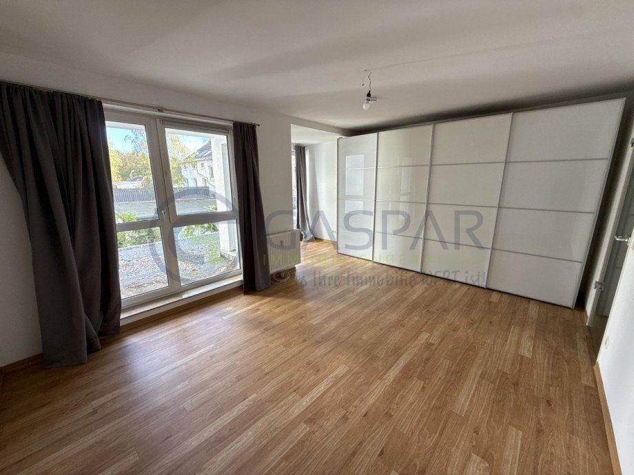 Schlafzimmer mit Einbauschrank Maisonettewohnung Aachen
