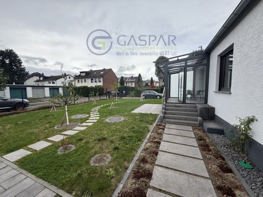 Zugang zum Wintergarten Einfamilienhaus D�ren / Lendersdorf