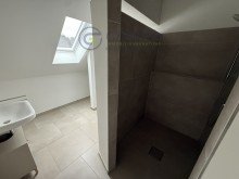 Bad mit Dusche DG Modernes Reihenmittelhaus in D�ren mit Garten und KfW 45 Standard