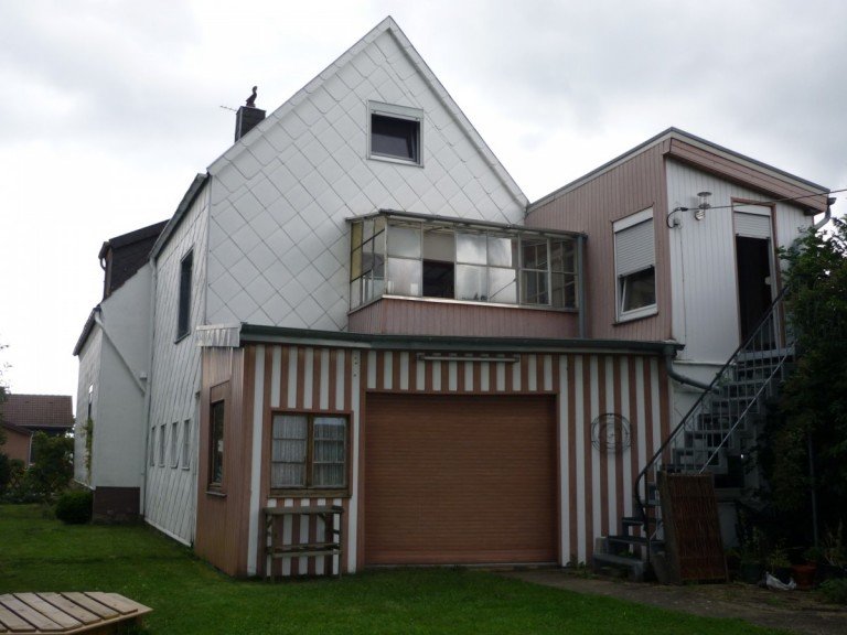 P1020628 H�rtgenwald Haus Immobilie mit gro�em Grundst�ck f�r viele M�glichkeiten