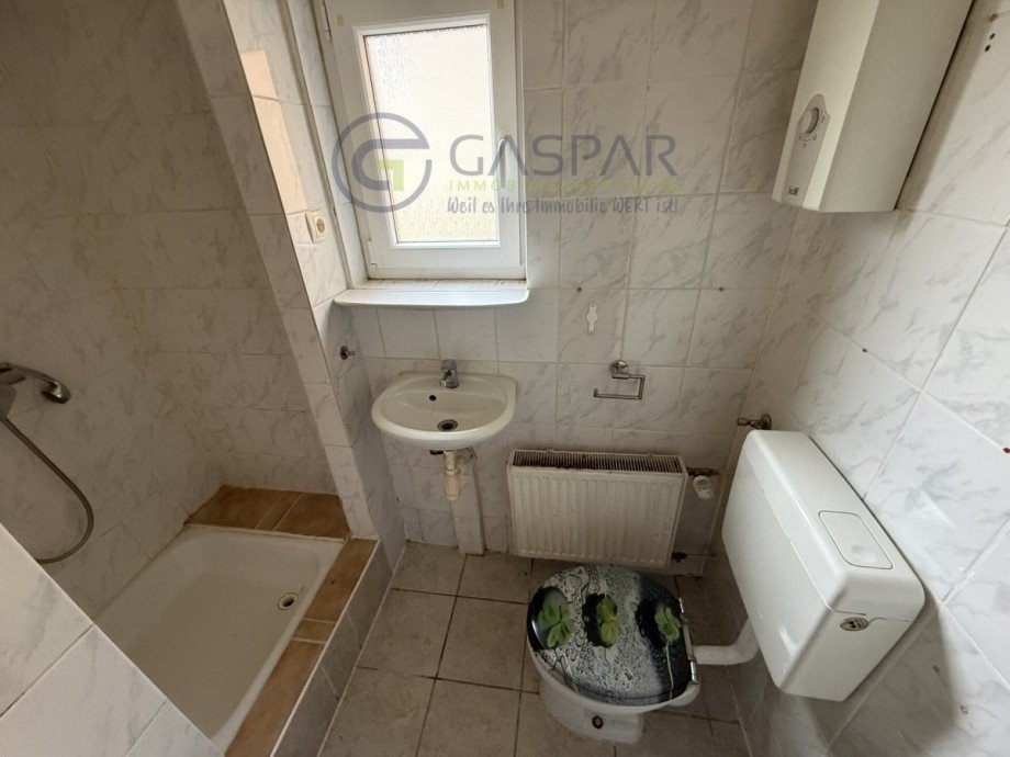 EG Bad Zweifamilienhaus D�ren