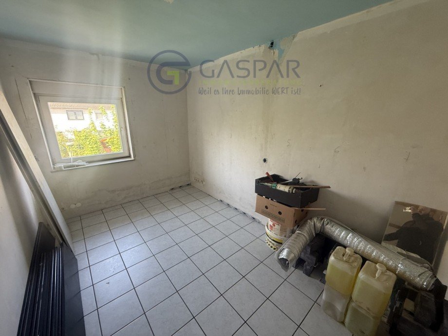 OG Zimmer III Reihenendhaus D�ren