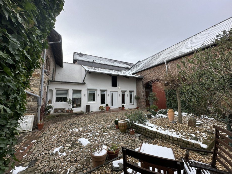 DJI_20231204_131016_508 Haus Inden