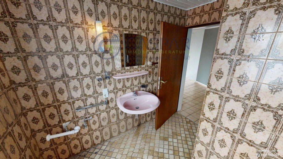 Bad DG Zweifamilienhaus Kreuzau