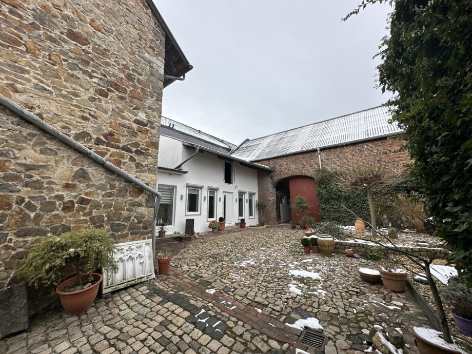 DJI_20231204_130922_147 Haus Inden