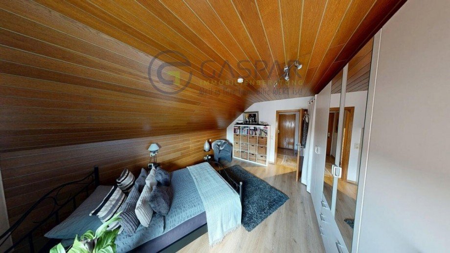 Wohnung Dachgeschoss Mehrfamilienhaus H�rtgenwald